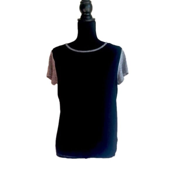 Slit Open Back Short Sleeve blouse - Picture 1 of 8
